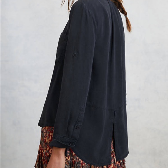 Anthropologie Cloth & Stone Denim Shirt - Picture 3 of 7